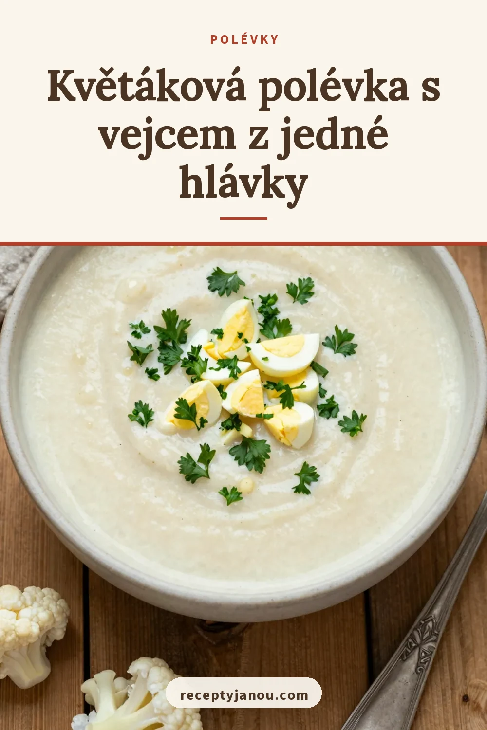 Květáková polévka s vejcem z jedné hlávky