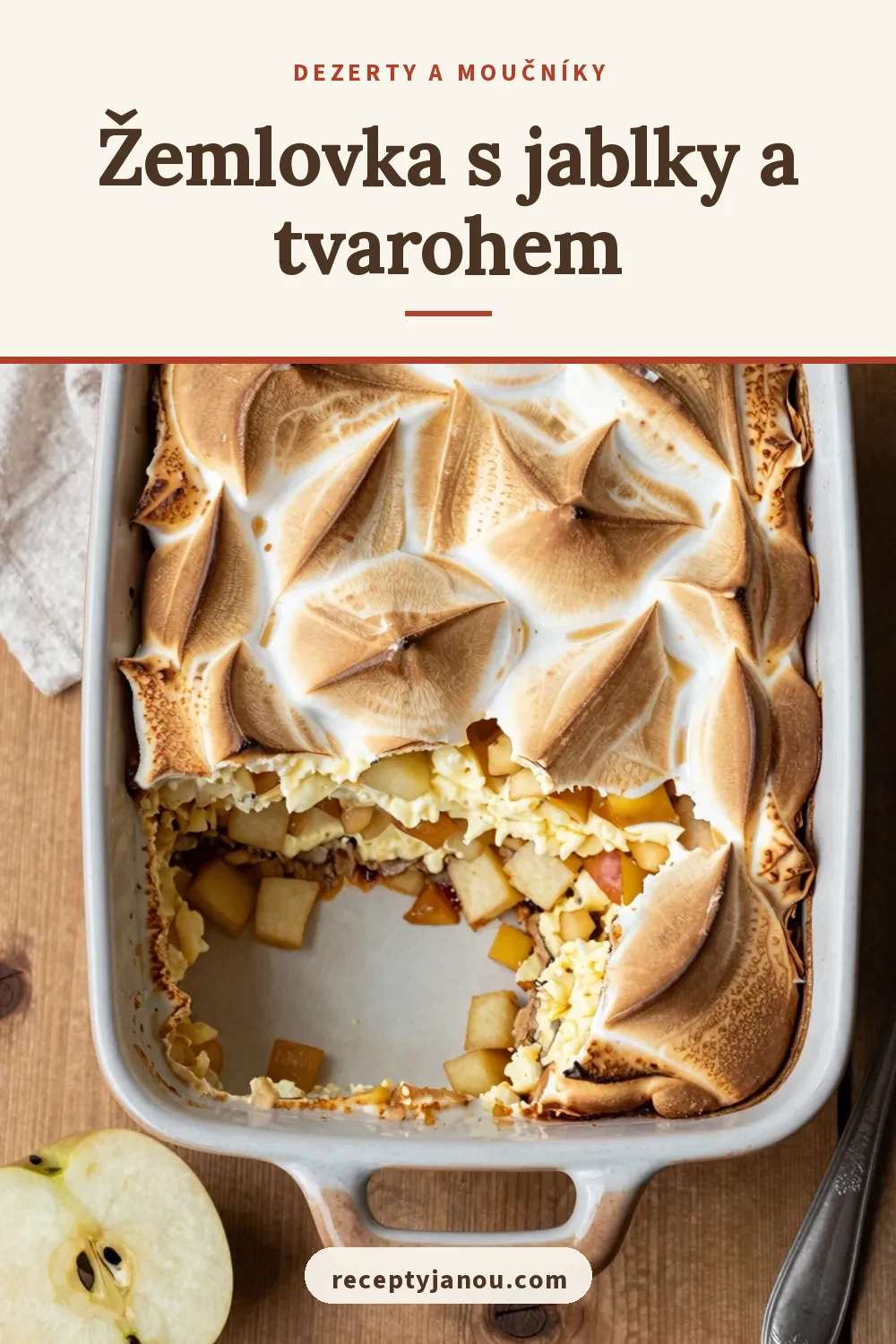 Žemlovka s jablky a tvarohem